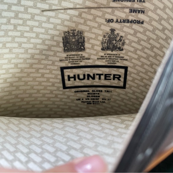 Hunter Women’s Original Tall Rubber Boots in Black SIZE 6 | Black Hunter Boots - Picture 4 of 14